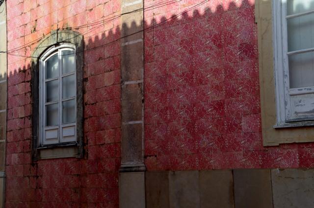 Azulejos – glasierte, bemalte Kacheln.