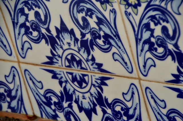 Azulejos – glasierte, bemalte Kacheln.